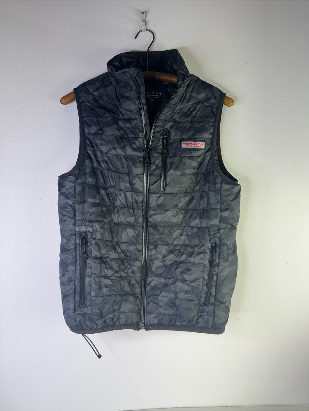 Vineyard Vines performance Mountain Weekend Camo Vest women’s  size XS